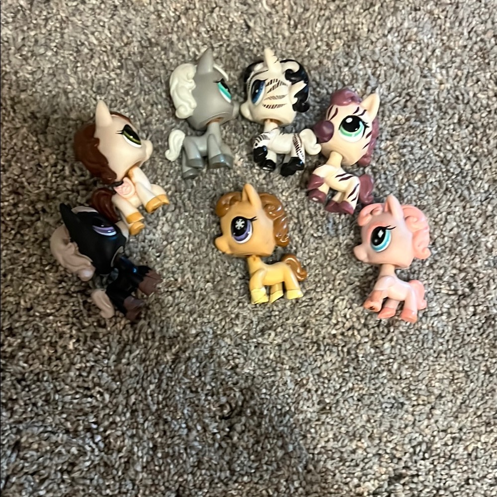 Littlest pet shop horses